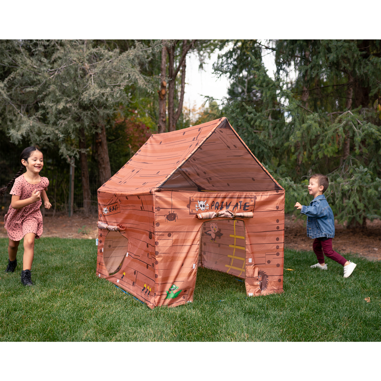 CLUB HOUSE PLAY TENT