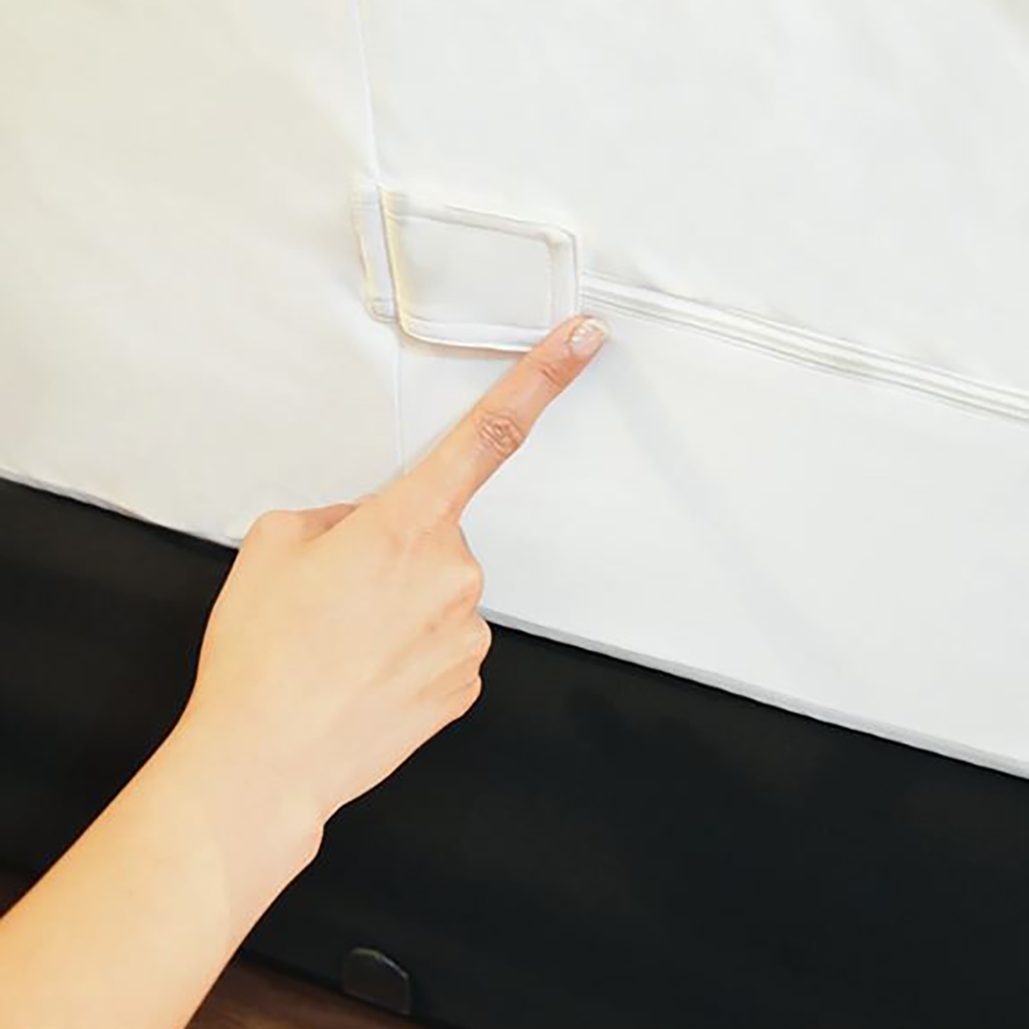 ZIPPERED BUGPROOF MATTRESS COVER